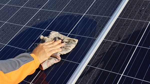 Solar Buyback Man Washes Direct Off of Energy Panels